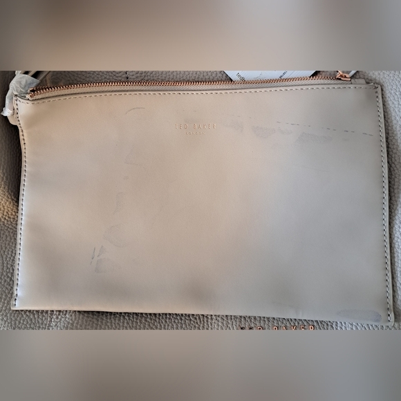 NWT Ted Baker Dixie Nude Pebble Leather Casual Neutral Tote Purse Set w/ Pouch - Picture 9 of 16